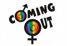 Facebook fait son coming-out