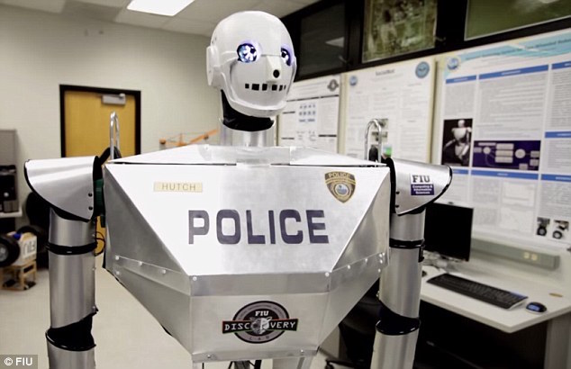 Robot-police-3