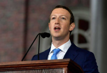 Facebook : Mark Zuckerberg se présentera devant le Congrès américain