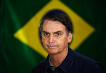 Brésil : Bolsonaro accusé de manipulation de l’électorat via WhatsApp
