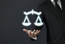 Les autorités américaines devraient imposer des lois strictes pour réglementer les plateformes technologiques au lieu de sanctionner par des amendes