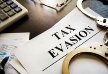 La Cour constitutionnelle accorde au gouvernement français la collecte d’informations sur les réseaux sociaux pour détecter d’éventuels fraudeurs fiscaux