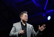 Elon Musk favorable à mieux réglementer l’IA, y compris pour Tesla