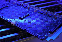 Intel annonce un châssis expérimental de 100 millions de neurones