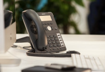 Snom propose une solution pour transformer ses téléphones IP en outils de téléconférence