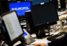 Europole démantèle l’un des plus grands groupes de piratage d’œuvres du monde