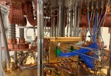 Quantum computing : Intel réduit l’encombrement du contrôleur de qubits, mais on est loin d’un format de bureau