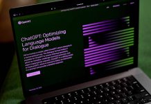 Lancement de Yext Chat, l’IA conversationnelle basée sur ChatGPT, et Bloom du projet LLM développé par l’INRIA