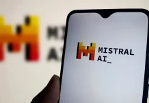 Mistral AI frappe fort avec le Chat, son interface d’IA multifonctionnelle