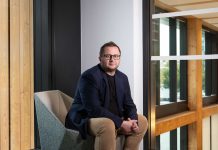 OVHcloud franchit le milliard d’euros de CA et rappelle Octave Klaba aux commandes